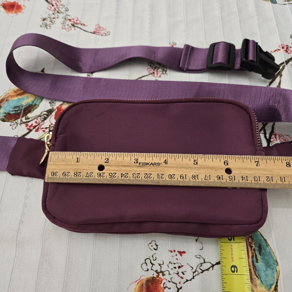 Small Belt bag, Fanny Pack, or Crossbody - Picture 10 of 13